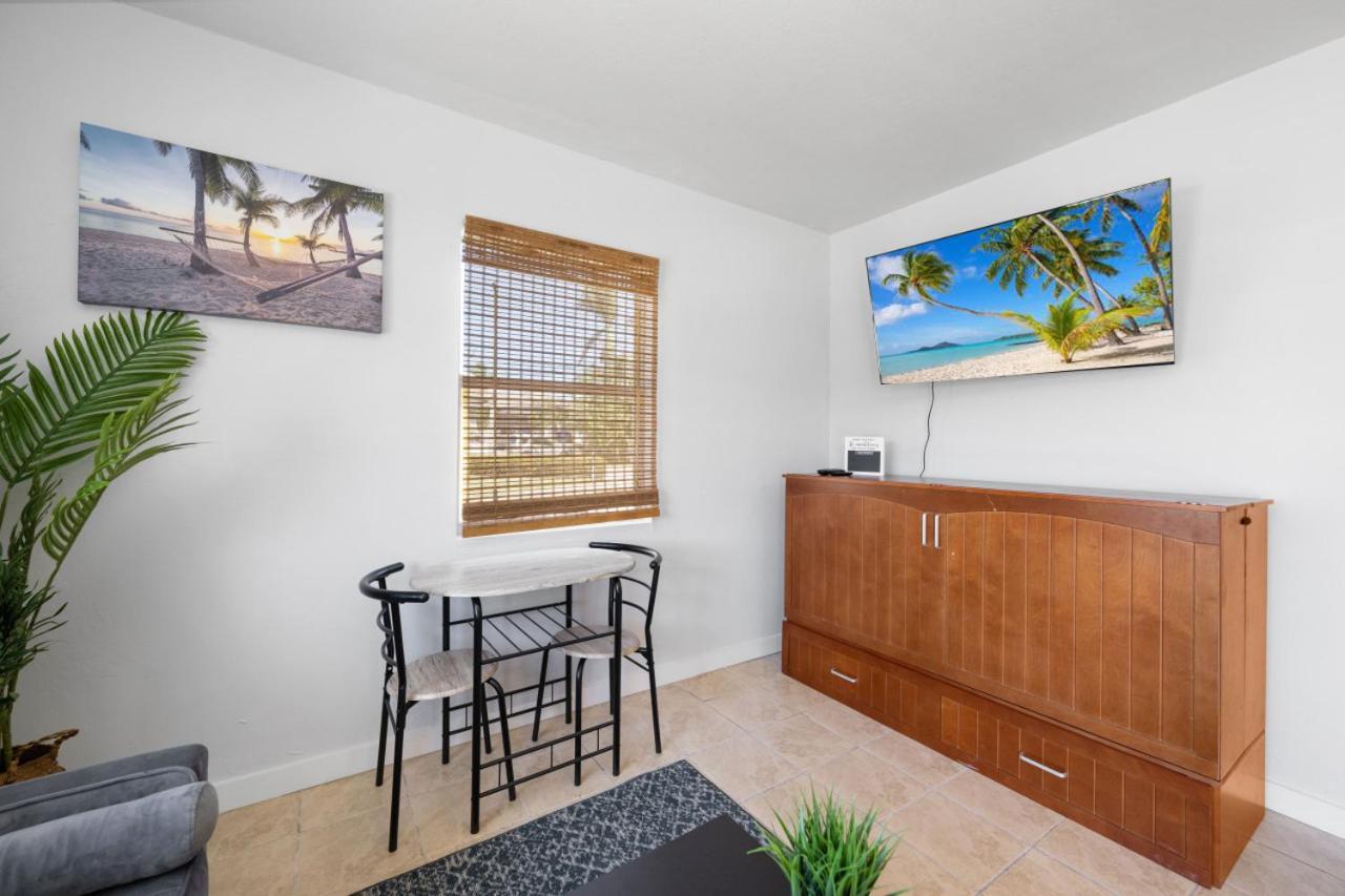 Holiday home Near Beach! King Bed With Pool & Bbq *